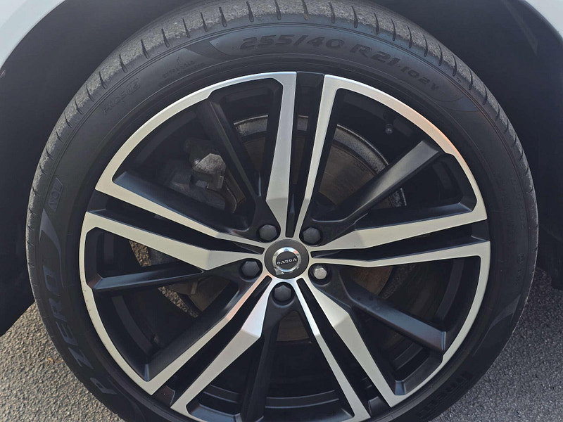 Volvo XC60 2.0 XC60 R-Design T8 PHEV AWD Auto 4WD 5dr 5dr Automatic 2026