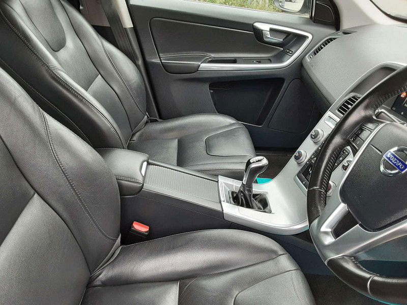 Volvo XC60 2.0 XC60 SE Luxury Nav D4 5dr 5dr Manual 2025
