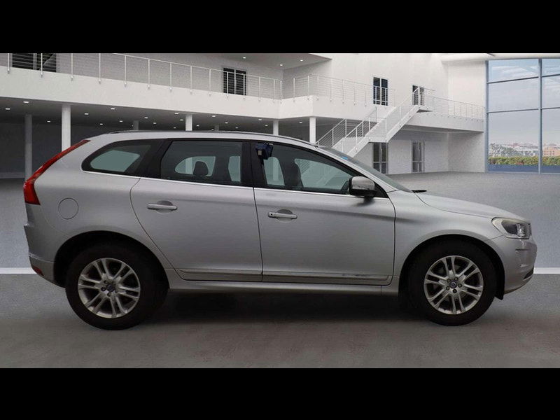 Volvo XC60 2.0 XC60 SE Luxury Nav D4 Auto 5dr 5dr Automatic 2025