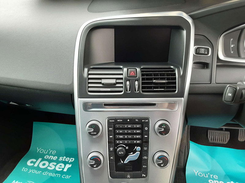 Volvo XC60 2.0 XC60 SE Luxury Nav D4 Auto 5dr 5dr Automatic 2025