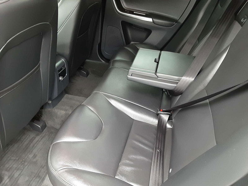 Volvo XC60 2.0 XC60 SE Luxury Nav D4 Auto 5dr 5dr Automatic 2025