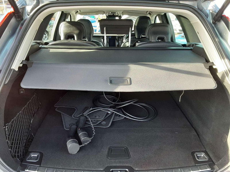 Volvo XC60 2.0h T6 Recharge 11.6kWh Inscription Expression Auto AWD Euro 6 (s/s) 5dr 5dr Automatic 2025