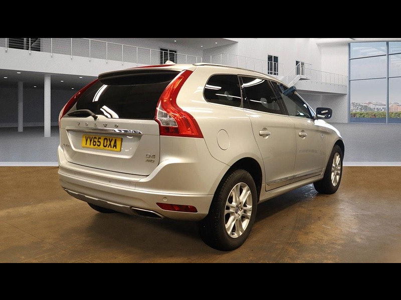 Volvo XC60 2.4 D4 SE Lux Nav AWD Euro 6 (s/s) 5dr 5dr Manual 2025