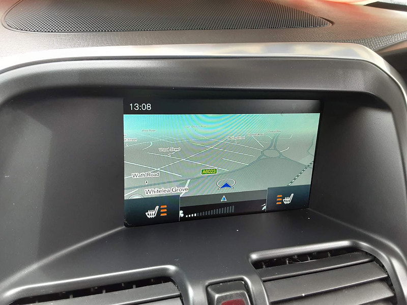 Volvo XC60 2.4 D5 R-Design Lux Nav Auto AWD Euro 6 (s/s) 5dr 5dr Automatic 2025