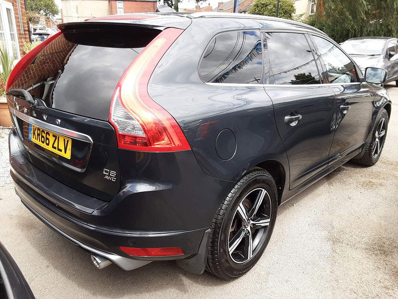 Volvo XC60 2.4 D5 R-Design Lux Nav Auto AWD Euro 6 (s/s) 5dr 5dr Automatic 2025