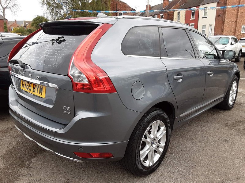 Volvo XC60 2.4 D5 SE Lux Nav AWD Euro 6 (s/s) 5dr 5dr Manual 2024