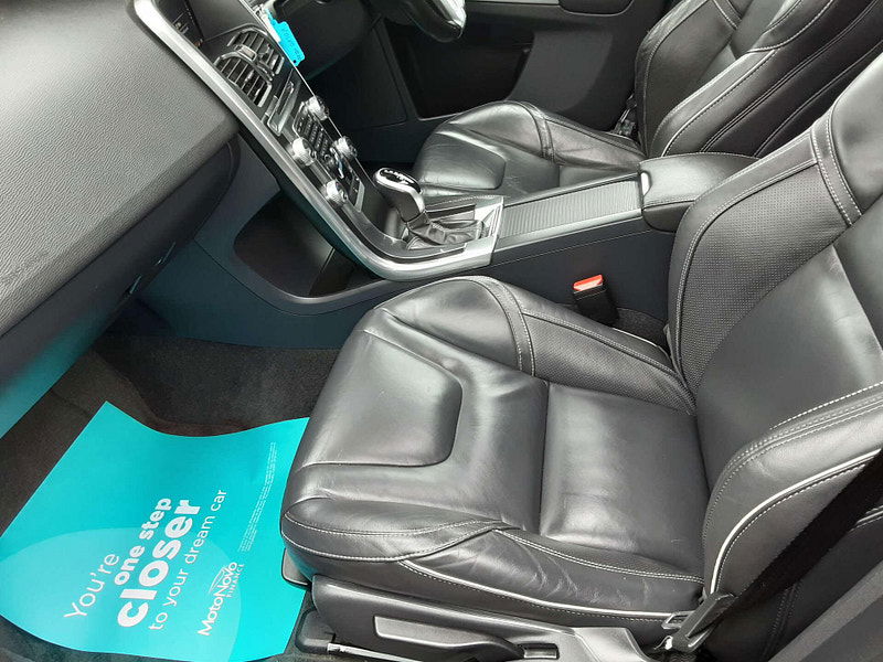 Volvo XC60 2.4 XC60 R-Design Luxury Nav D5 AWD Auto 4WD 5dr 5dr Automatic 2025