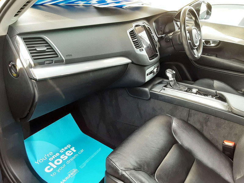 Volvo XC90 2.0 XC90 Momentum D5 AWD Auto 4WD 5dr 5dr Automatic 2025