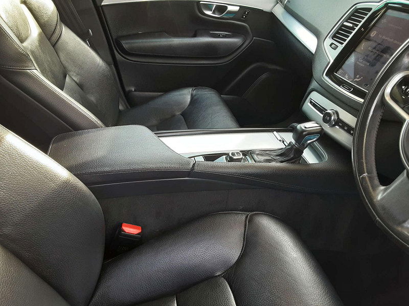 Volvo XC90 2.0 XC90 Momentum D5 AWD Auto 4WD 5dr 5dr Automatic 2025