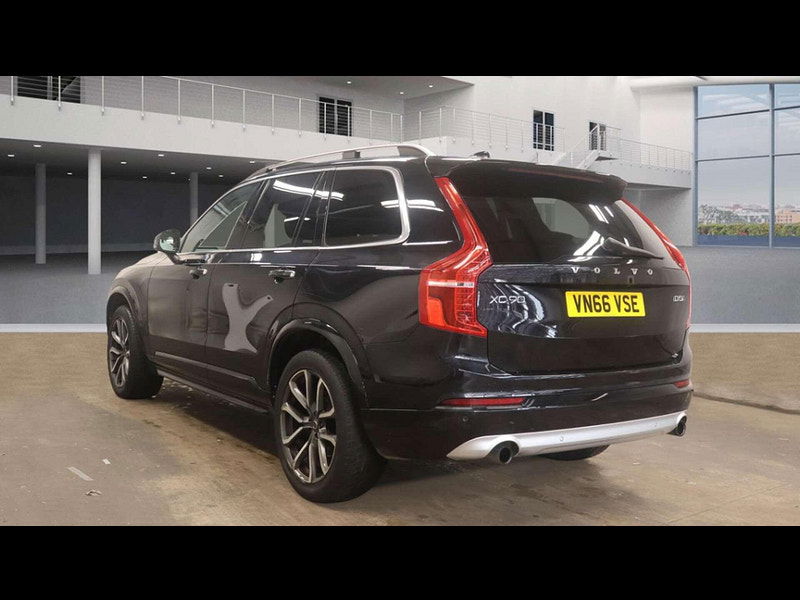 Volvo XC90 2.0 XC90 Momentum D5 AWD Auto 4WD 5dr 5dr Automatic 2025