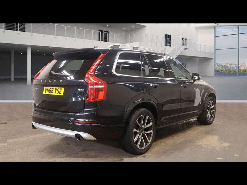 Volvo XC90 2.0 XC90 Momentum D5 AWD Auto 4WD 5dr 5dr Automatic 2025