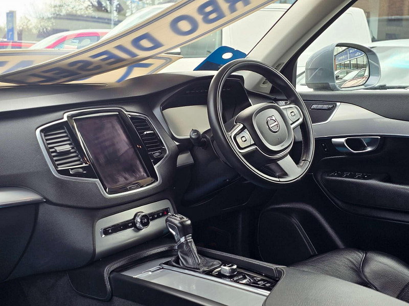 Volvo XC90 2.0 XC90 Momentum D5 PowerPulse AWD Auto 4WD 5dr 5dr Automatic 2026