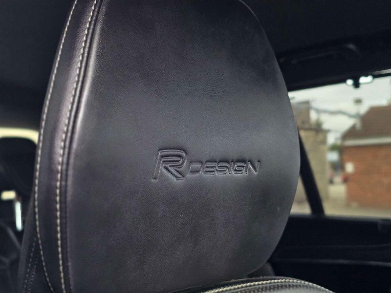 Volvo XC90 2.0 XC90 R-Design D5 PowerPulse AWD Auto 4WD 5dr 5dr Automatic 2025