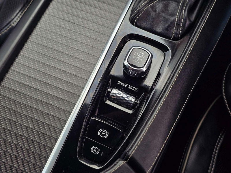 Volvo XC90 2.0 XC90 R-Design D5 PowerPulse AWD Auto 4WD 5dr 5dr Automatic 2025