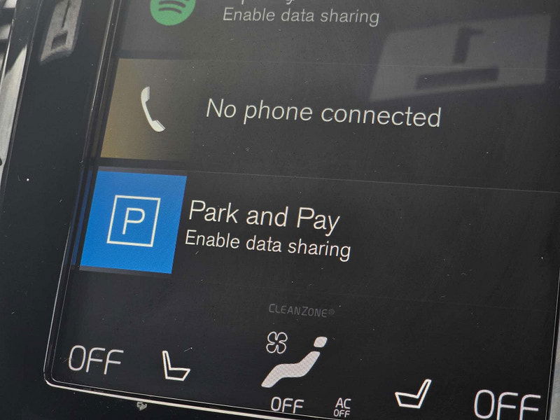 Volvo XC90 2.0 XC90 R-Design D5 PowerPulse AWD Auto 4WD 5dr 5dr Automatic 2025