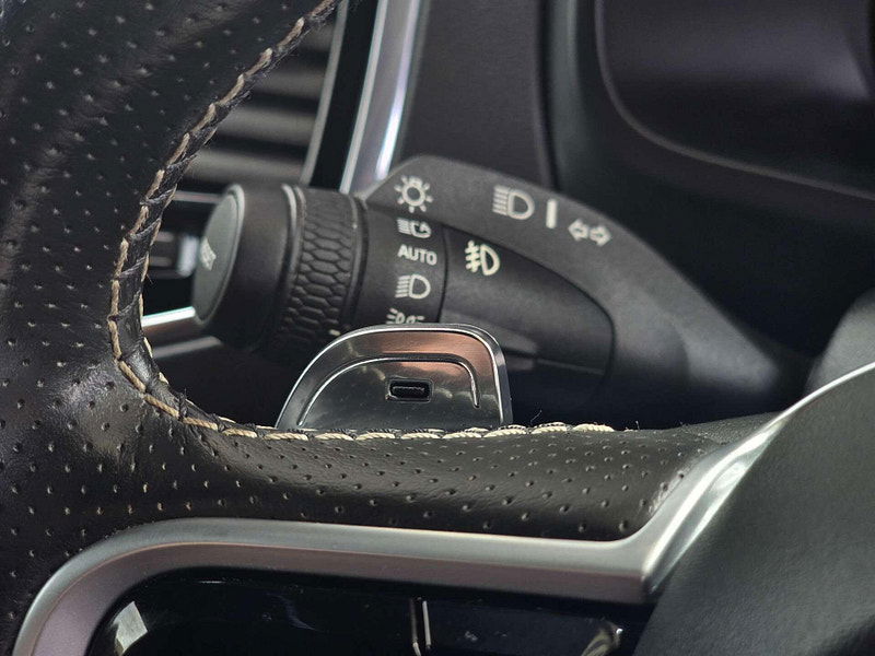 Volvo XC90 2.0 XC90 R-Design D5 PowerPulse AWD Auto 4WD 5dr 5dr Automatic 2025