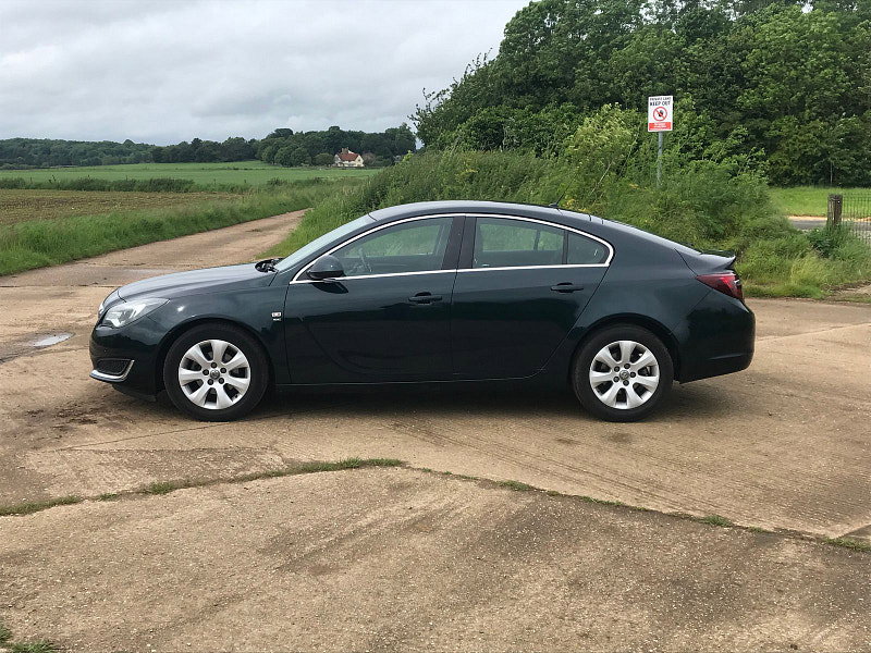 Vauxhall Insignia 1.6L SE CDTI ECOFLEX S/S Hatchback 5dr Diesel Manual Euro 6 (134 bhp)