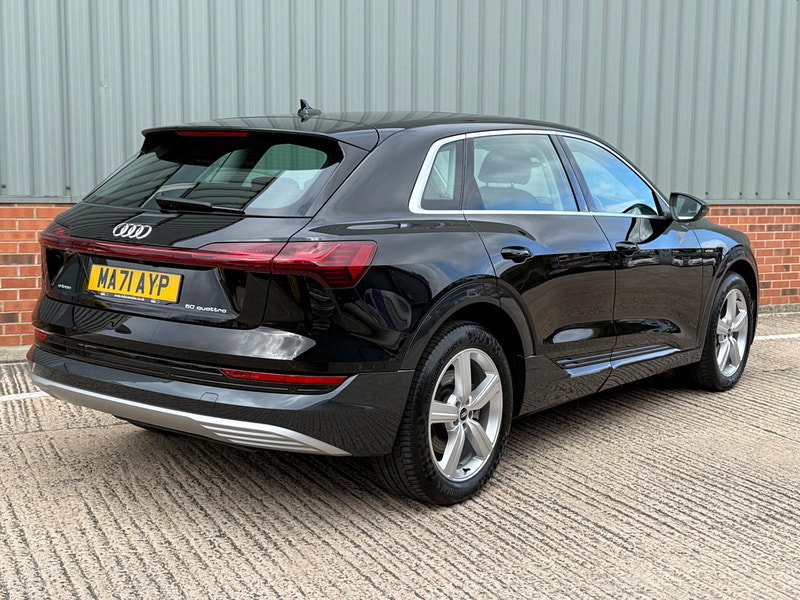 Audi E-tron 50 Technik Auto quattro 5dr 71.2kWh (11kW Charger)