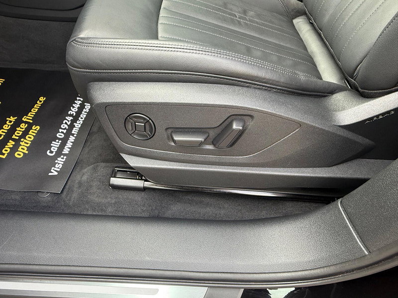 Audi E-tron 50 Technik Auto quattro 5dr 71.2kWh (11kW Charger)