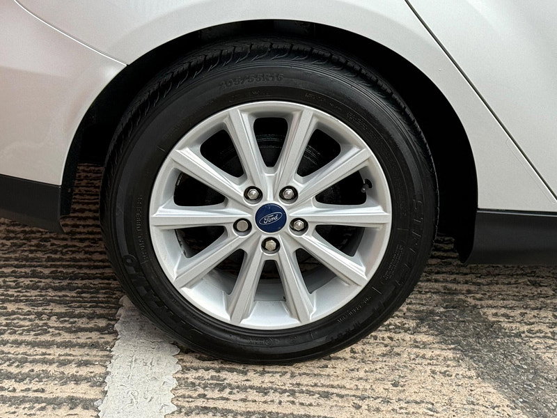 Ford Focus 1.0T EcoBoost Titanium Euro 6 (s/s) 5dr