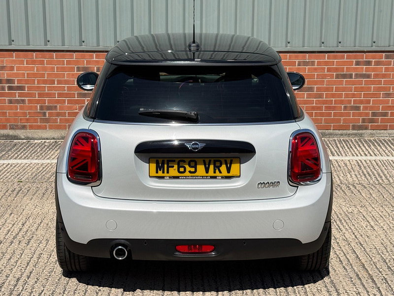 MINI Hatch 1.5 Cooper Classic Euro 6 (s/s) 3dr
