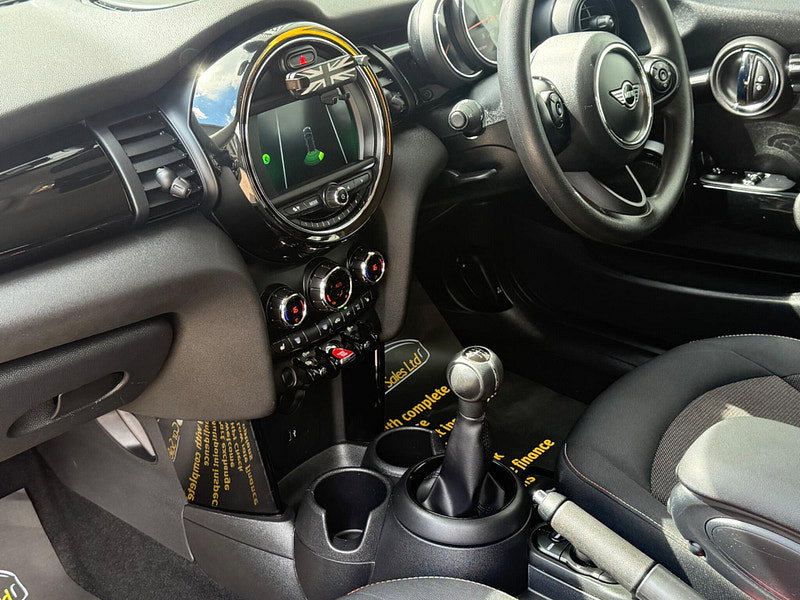 MINI Hatch 1.5 Cooper Classic Euro 6 (s/s) 3dr