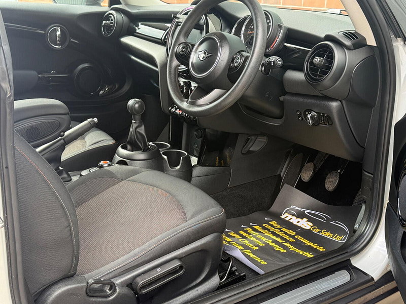 MINI Hatch 1.5 Cooper Classic Euro 6 (s/s) 3dr