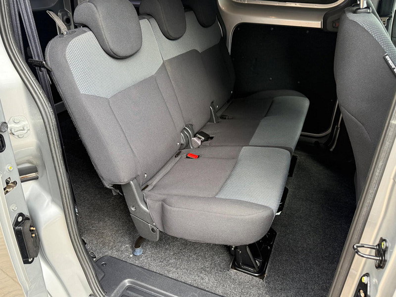 Nissan e-NV200 Acenta Auto 5dr (5 Seat, Rapid Plus)