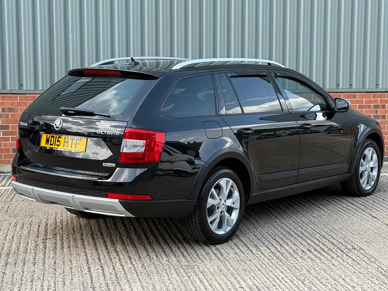 Skoda Octavia 2.0 TDI Scout DSG 4WD Euro 6 (s/s) 5dr