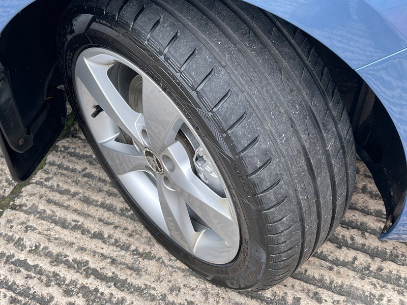 Skoda Rapid 1.6 TDI Elegance Euro 5 5dr