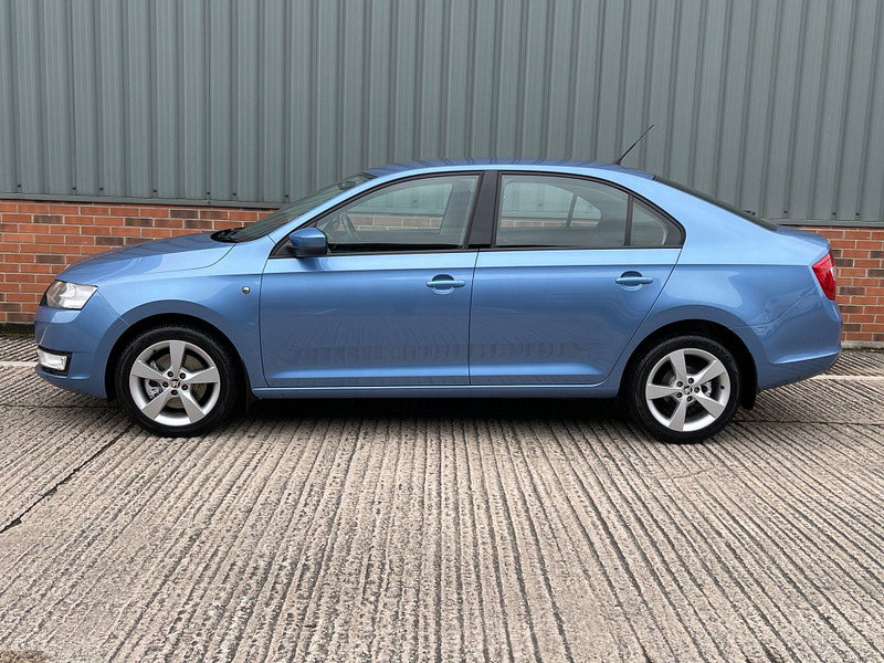 Skoda Rapid 1.6 TDI Elegance Euro 5 5dr