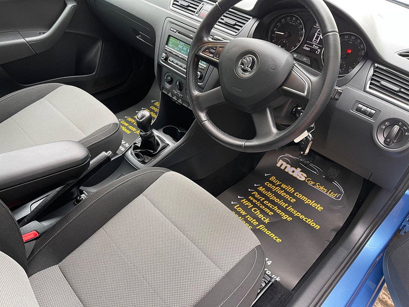 Skoda Rapid 1.6 TDI Elegance Euro 5 5dr