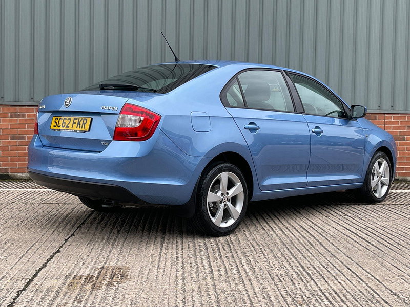 Skoda Rapid 1.6 TDI Elegance Euro 5 5dr