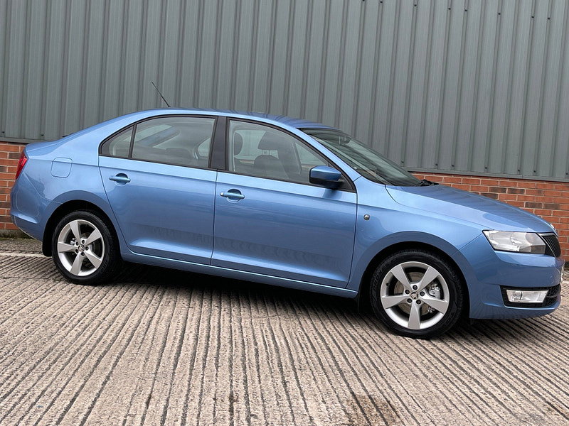Skoda Rapid 1.6 TDI Elegance Euro 5 5dr