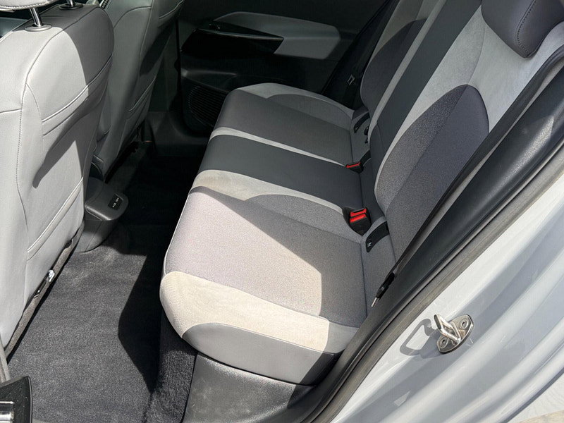 Volkswagen ID.3 Pro Performance 58kWh Family Auto 5dr