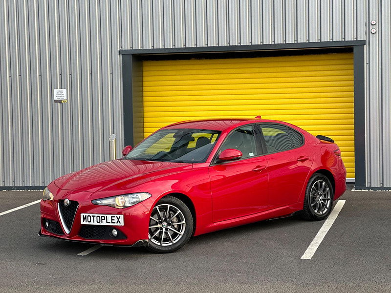 Alfa Romeo Giulia 2.2 TD Super Auto Euro 6 (s/s) 4dr 4dr Automatic 2024