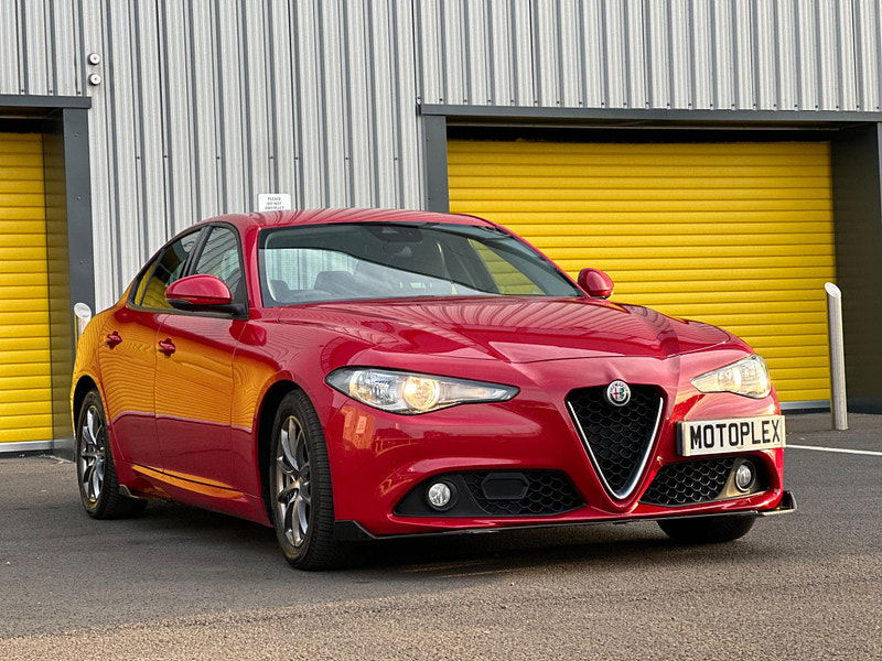 Alfa Romeo Giulia 2.2 TD Super Auto Euro 6 (s/s) 4dr 4dr Automatic 2024