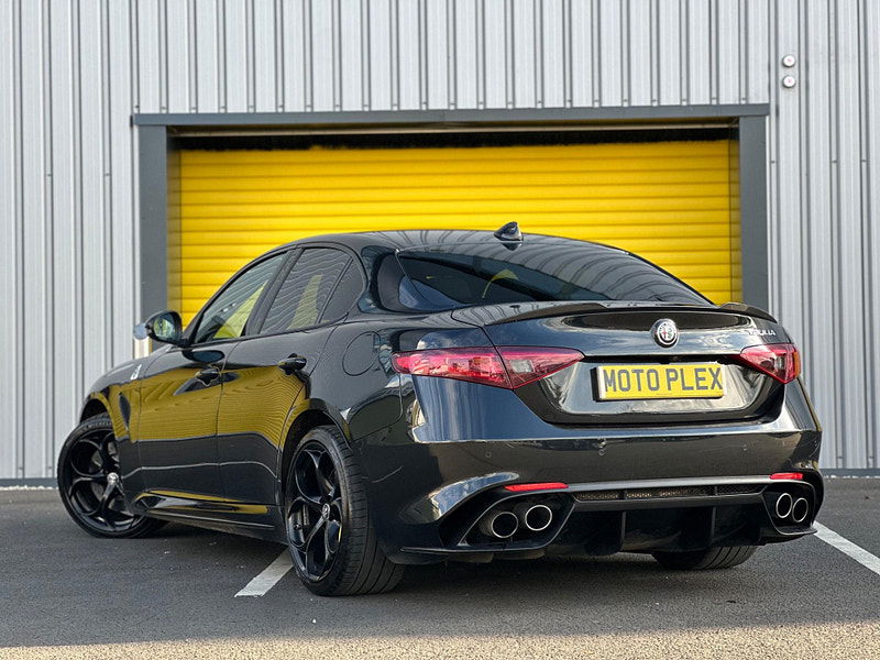 Alfa Romeo Giulia 2.9 V6 Bi-Turbo Quadrifoglio Auto Euro 6 (s/s) 4dr 4dr Automatic 2025