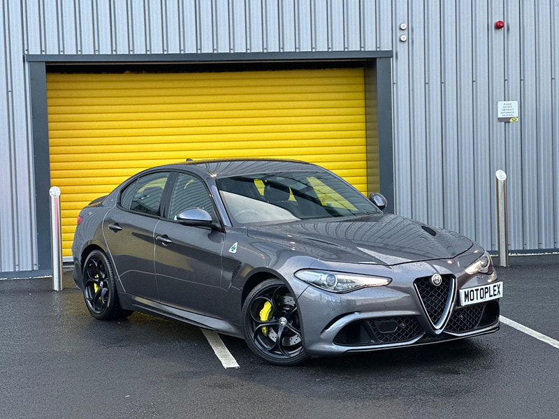 Alfa Romeo Giulia 2.9 V6 Bi-Turbo Quadrifoglio Auto Euro 6 (s/s) 4dr 4dr Automatic 2024