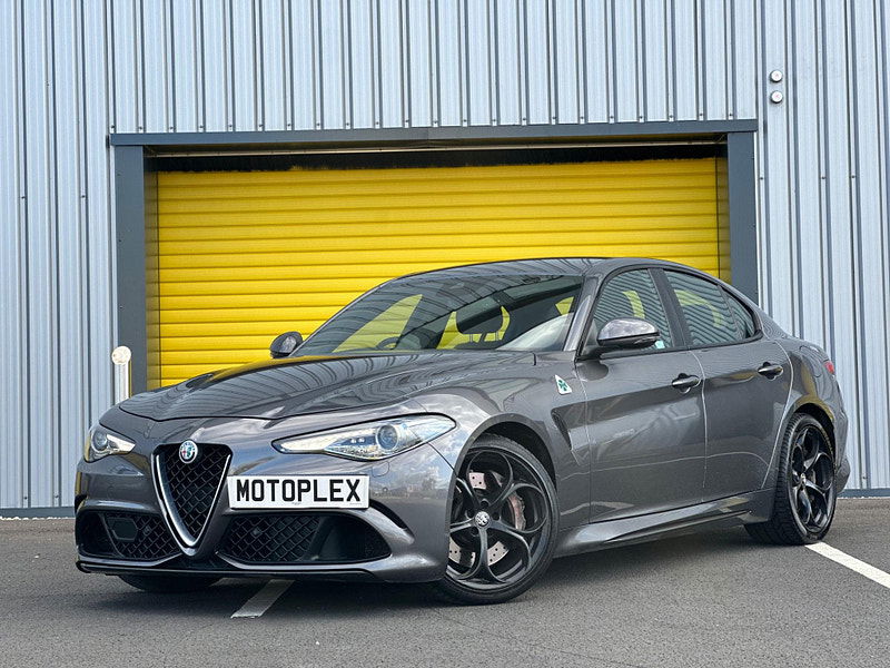 Alfa Romeo Giulia 2.9 V6 Bi-Turbo Quadrifoglio Auto Euro 6 (s/s) 4dr 4dr Automatic 2024