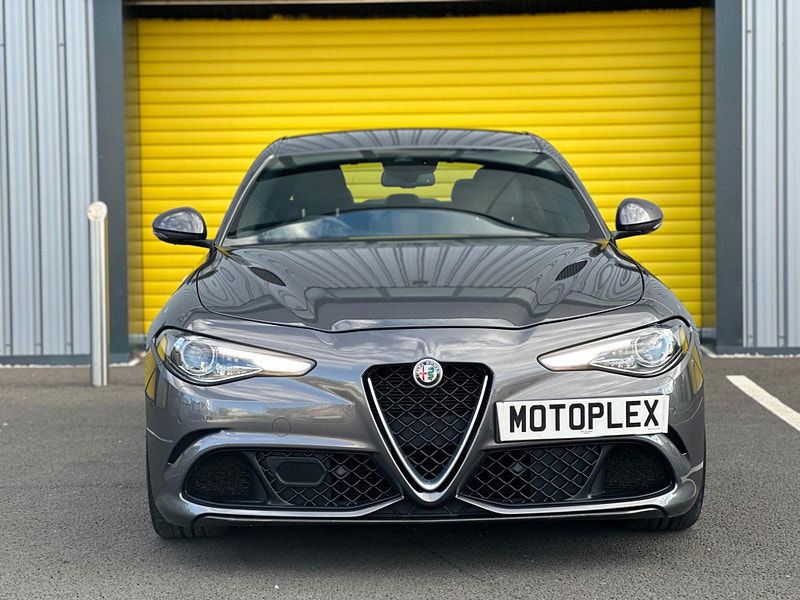 Alfa Romeo Giulia 2.9 V6 Bi-Turbo Quadrifoglio Auto Euro 6 (s/s) 4dr 4dr Automatic 2024