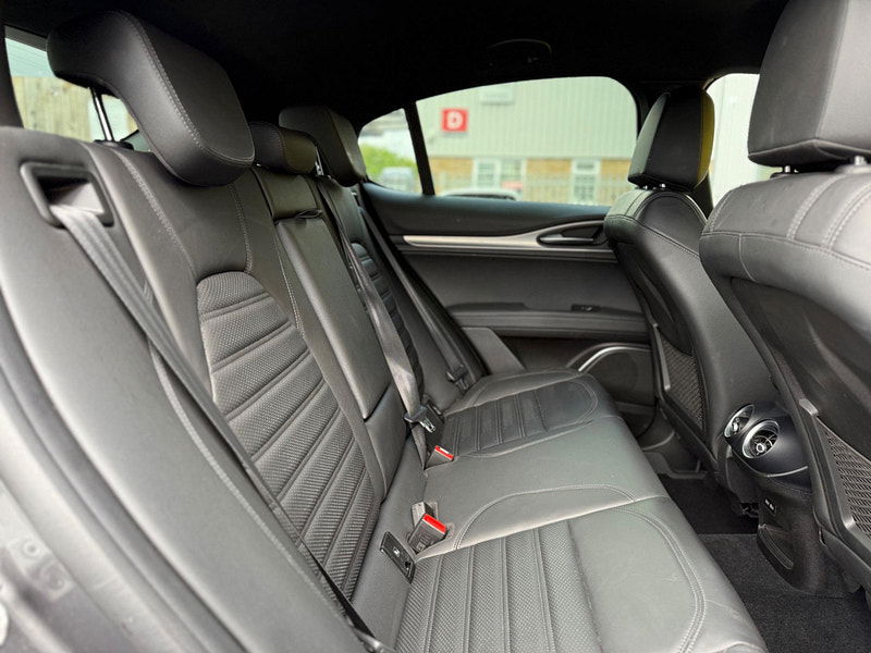 Alfa Romeo Stelvio 2.2 TD Veloce Auto Q4 AWD Euro 6 (s/s) 5dr 5dr Automatic 2025