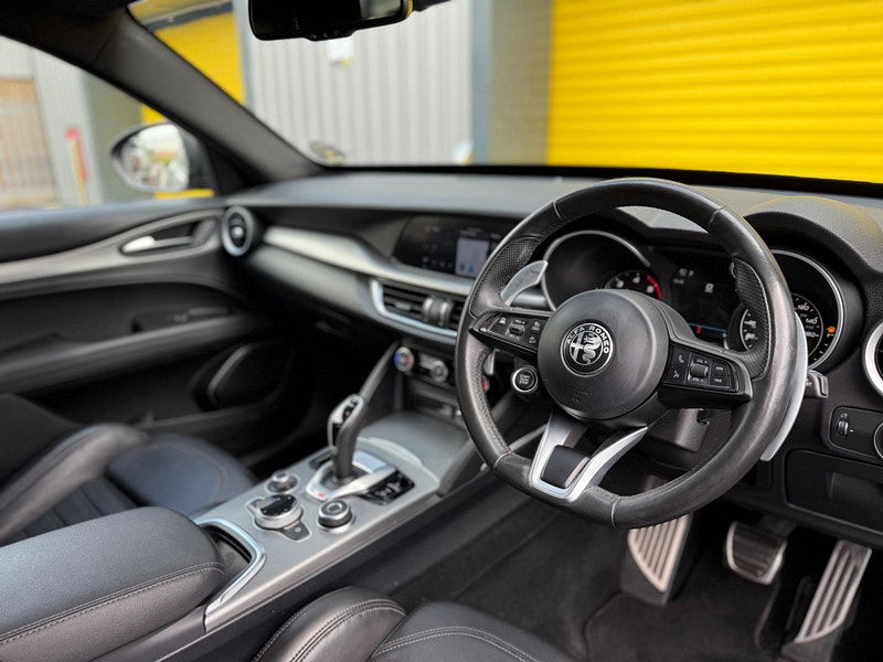 Alfa Romeo Stelvio 2.2 TD Veloce Auto Q4 AWD Euro 6 (s/s) 5dr 5dr Automatic 2025