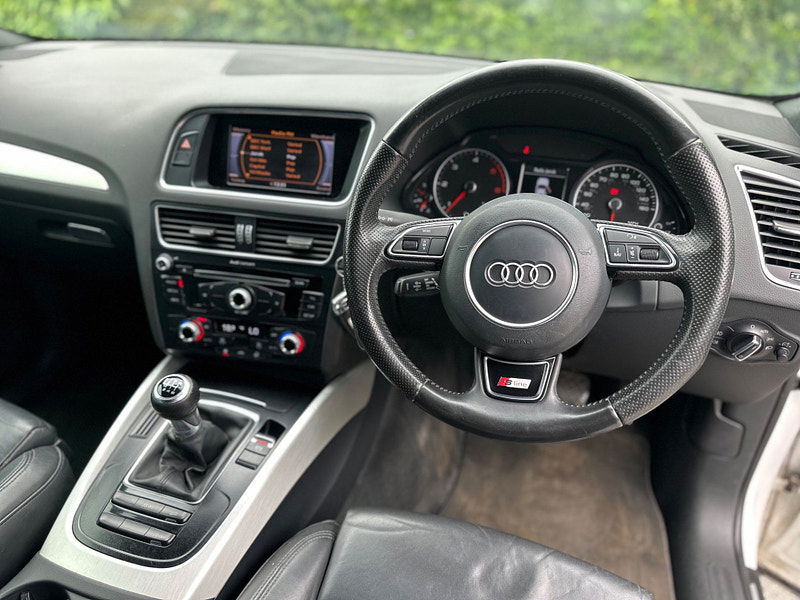 Audi Q5 2.0 TDI S line quattro Euro 5 (s/s) 5dr 5dr Manual 2025