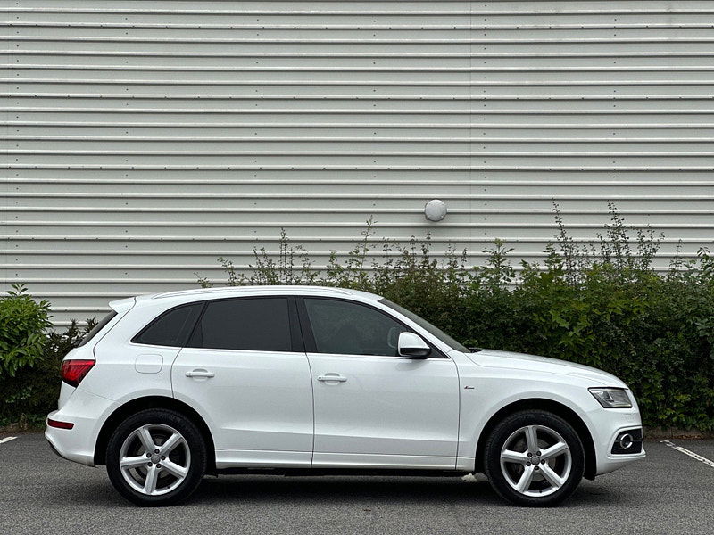 Audi Q5 2.0 TDI S line quattro Euro 5 (s/s) 5dr 5dr Manual 2025