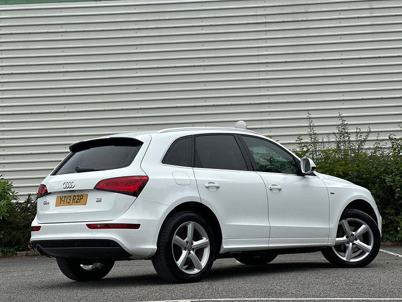 Audi Q5 2.0 TDI S line quattro Euro 5 (s/s) 5dr 5dr Manual 2025