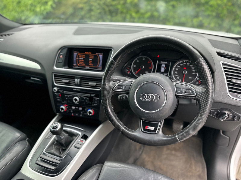 Audi Q5 2.0 TDI S line quattro Euro 5 (s/s) 5dr 5dr Manual 2025