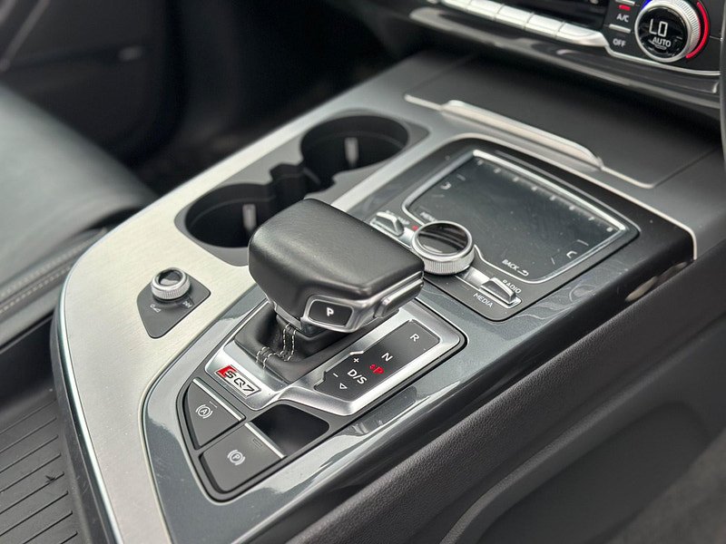 Audi SQ7 4.0 TDI V8 Tiptronic quattro Euro 6 (s/s) 5dr 5dr Automatic 2024