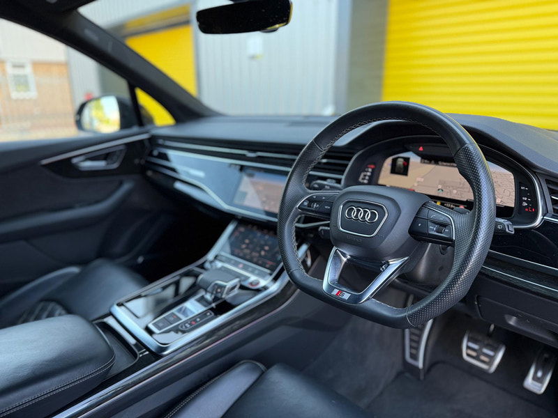 Audi SQ7 4.0 TFSI V8 Black Edition Tiptronic quattro Euro 6 (s/s) 5dr 5dr Automatic 2025