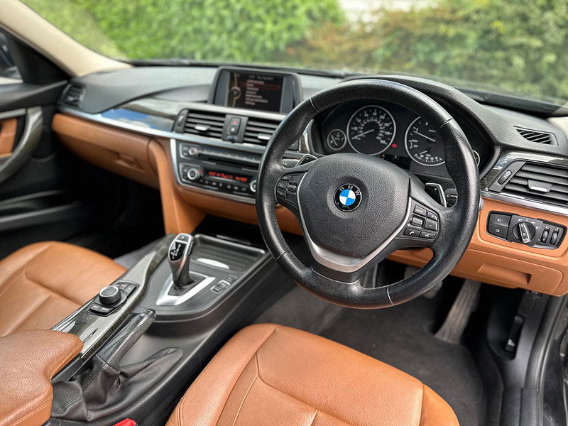 BMW 3 Series 2.0 320d Luxury Touring Auto Euro 5 (s/s) 5dr 5dr Automatic 2025